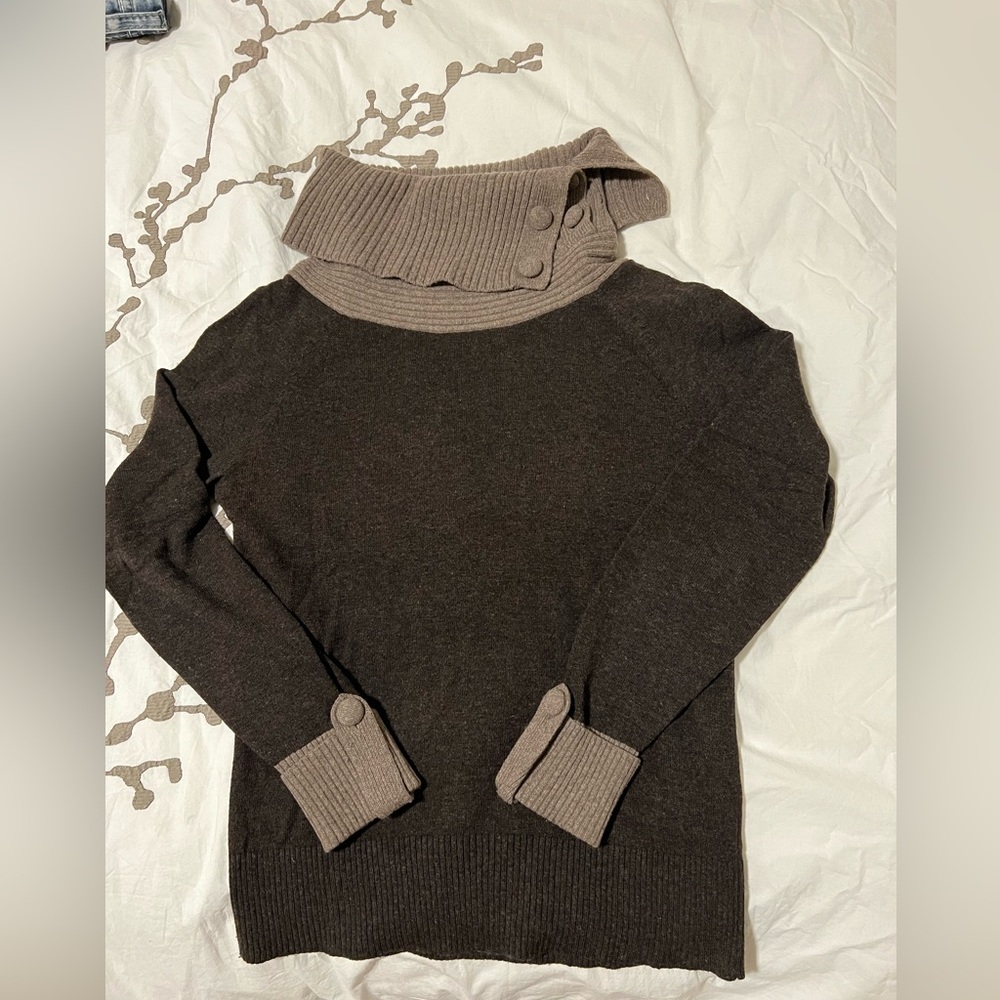 Banana Republic Luxury Cashmere Blend Sweater